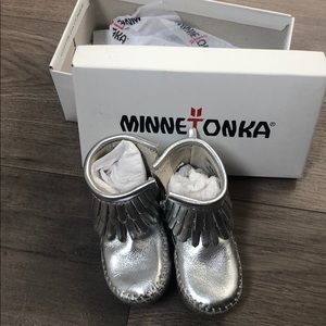 Brand new Toddler Minnetonka silver boots
